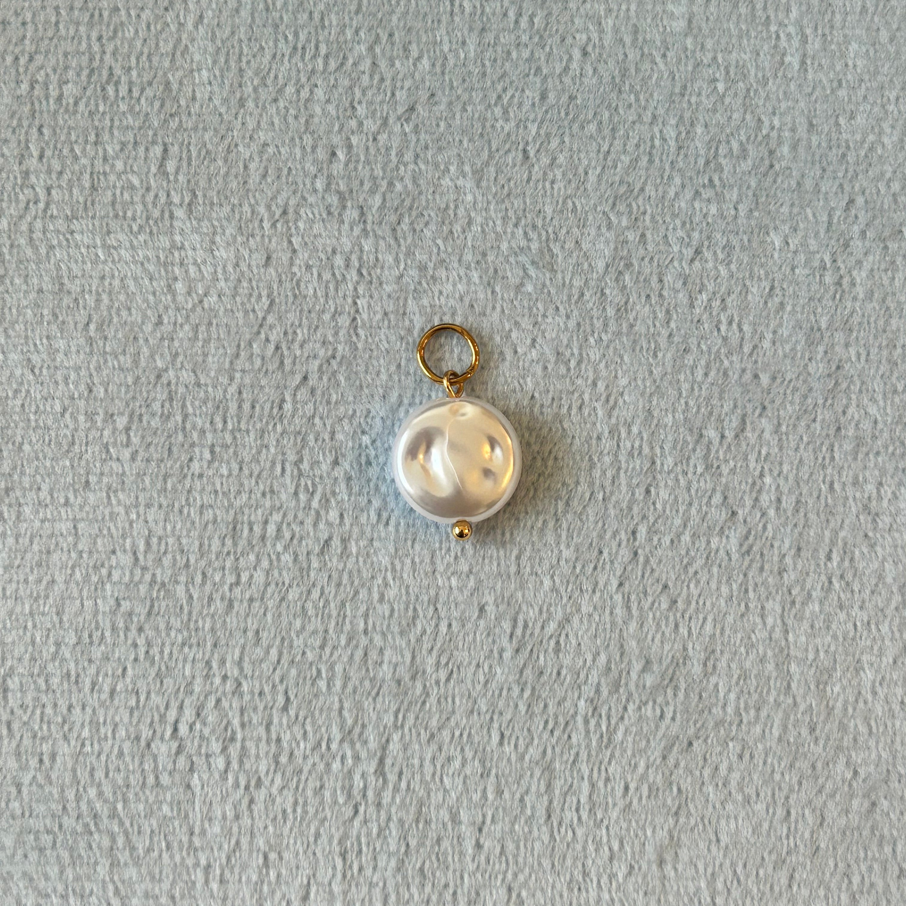 Flat Pearl Charm